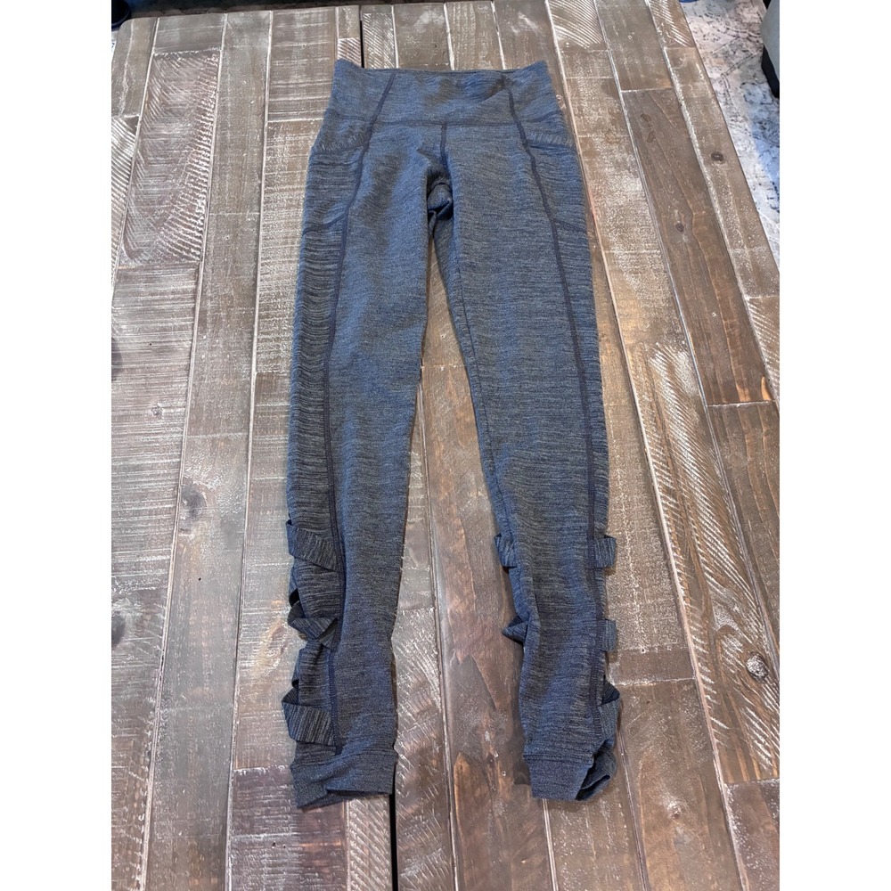 Athleta Salutation Stash Pocket Lattice Tight Gray Heather Leggings XS Yoga‎